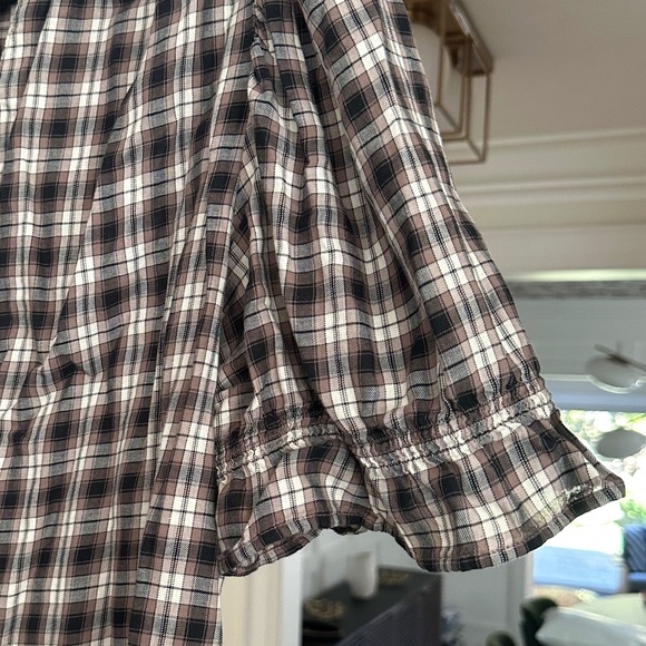 GAP Brown, Black, & Ivory/Cream Plaid Crinkle Gauze Puff Sleeve Shirt - Size XL - Picture 10 of 13
